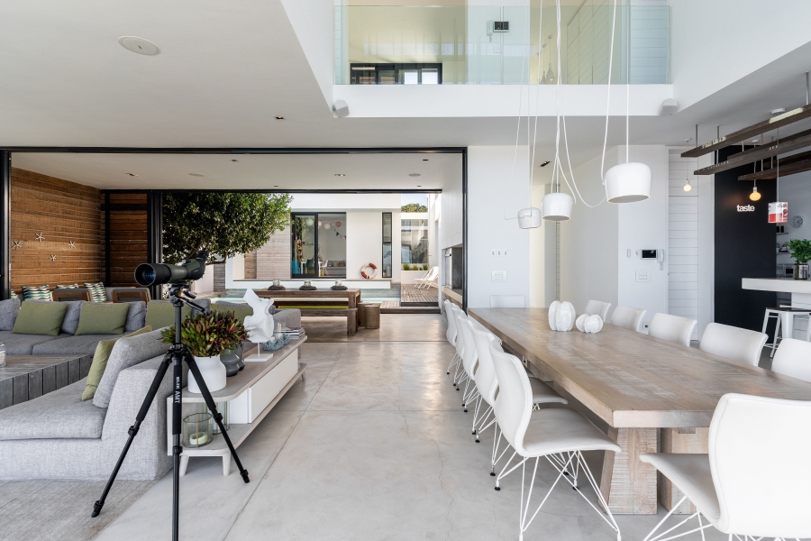6 Bedroom Property for Sale in Yzerfontein Western Cape